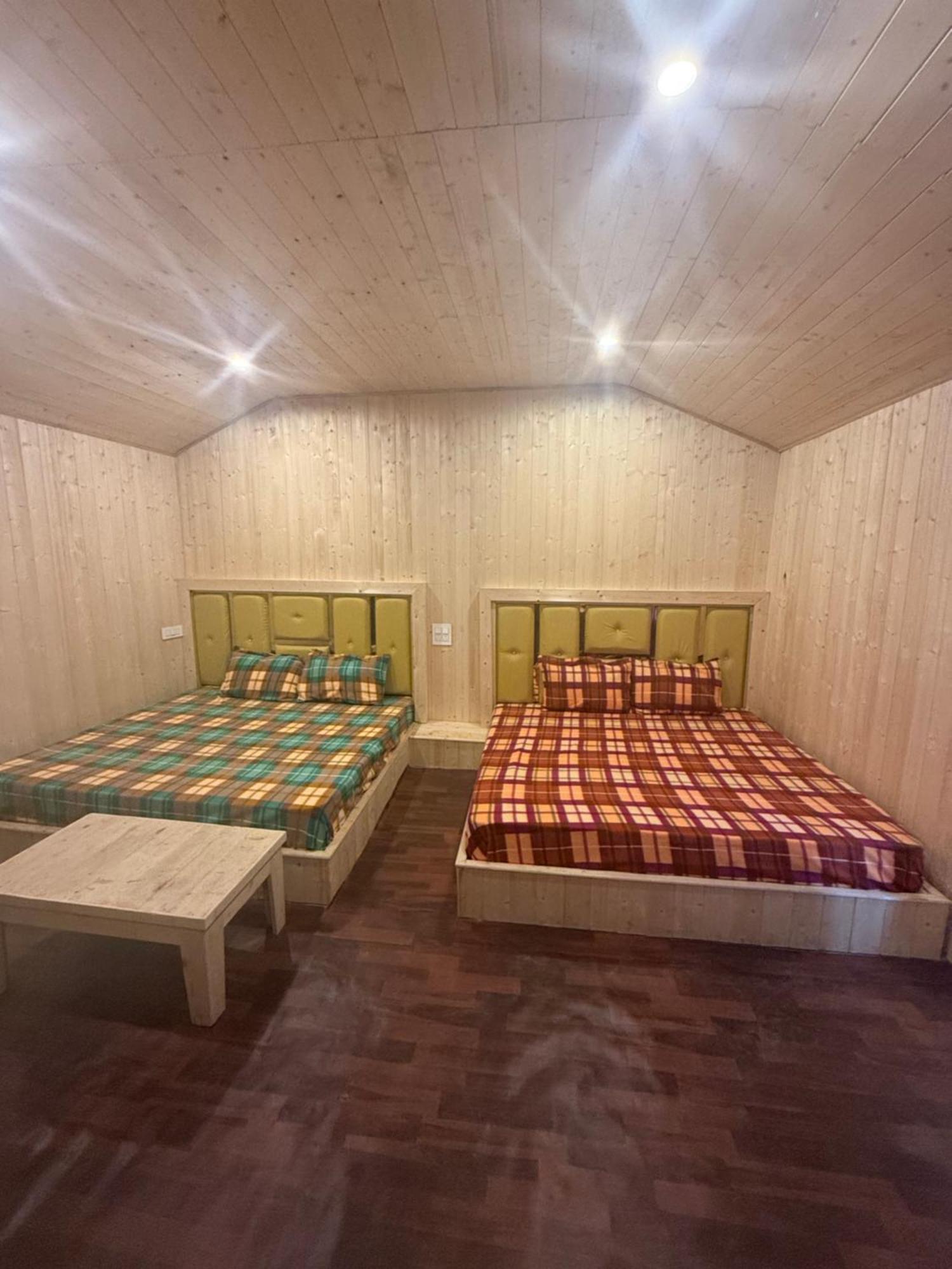 Lord Shiva Dimension Hotel Tosh Kültér fotó